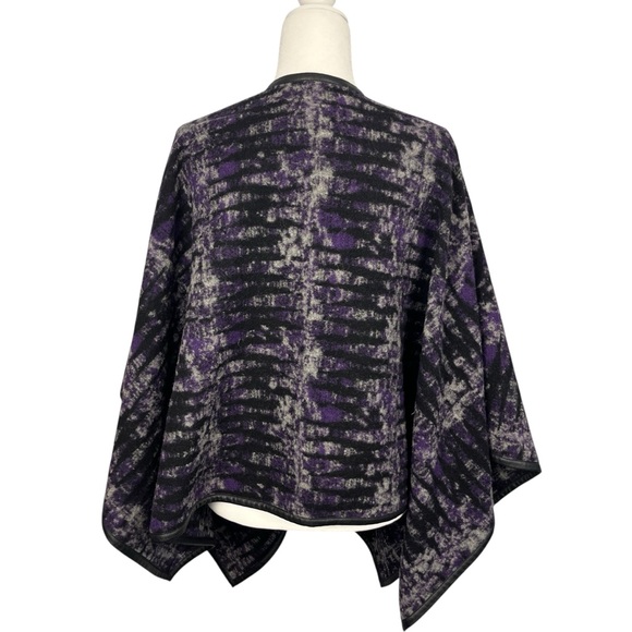 BCBG MAXAZRIA Cape Wrap Shawl Black Gray Purple W/Leather Trim Winter Travel OS - Picture 5 of 11